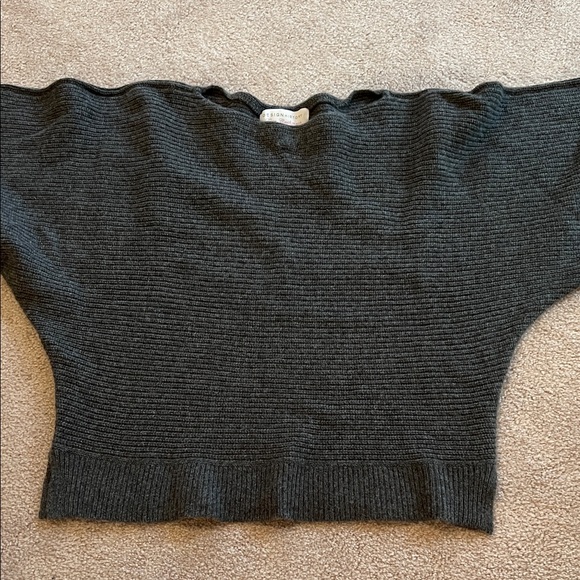 Design History Sweaters - Design History Charcoal Cropped Wide Arm Sweater
